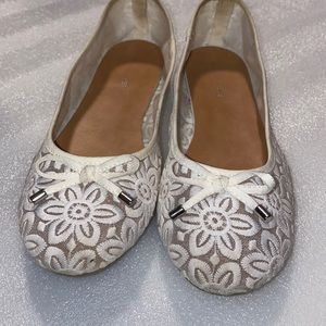 American Eagle 🦅 flats shoes # 3 1/2